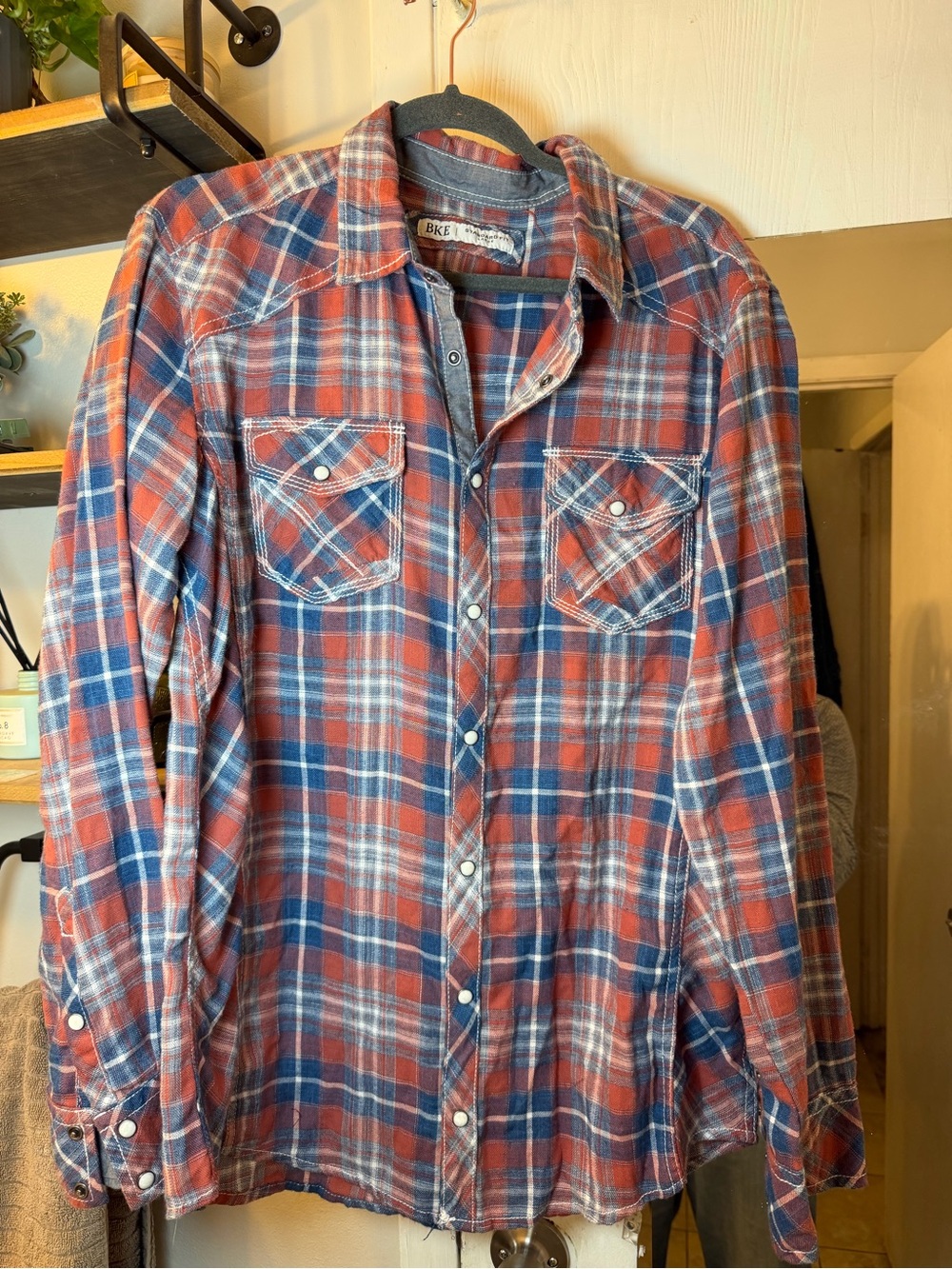 BKE Men’s Pearl Snap Rust Red & Navy Blue Plaid Button-Down Shirt